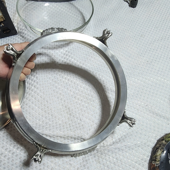 VINTAGE COLONIAL BOARDMAN PEWTER SERVER WITH PYREX 2 QT GLASS BOWL SET RARE - Picture 7 of 12